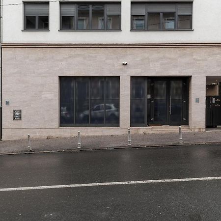 The Base Apartment Загреб Екстериор снимка
