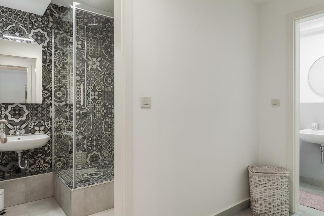 The Base Apartment Загреб Екстериор снимка
